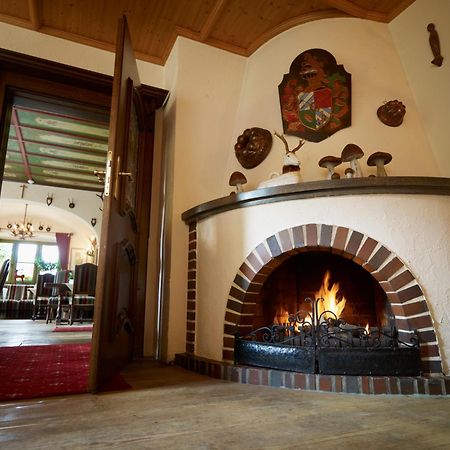 Naturhotel Ruegers Forstgut 메스펠브룬 외부 사진