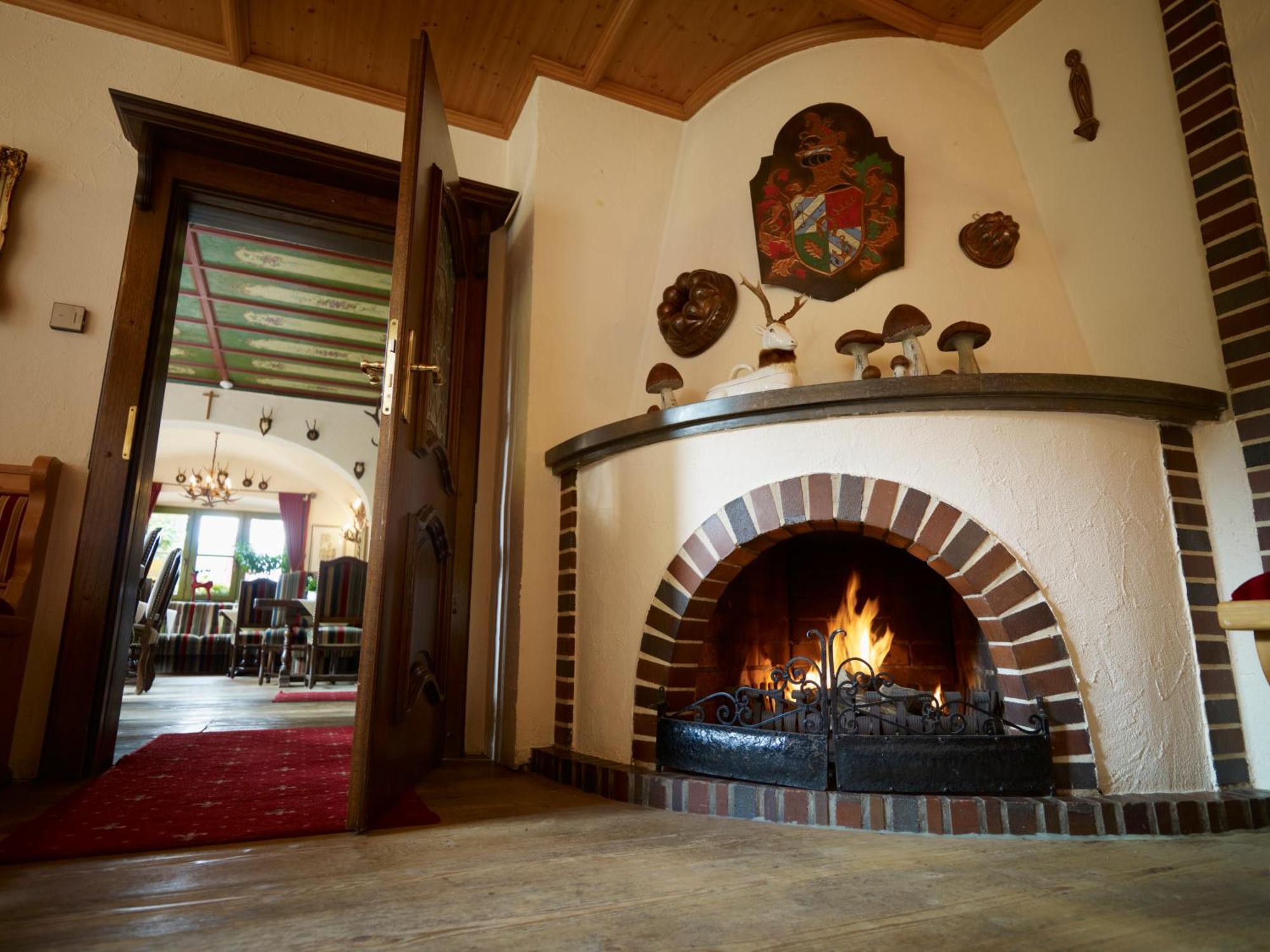 Naturhotel Ruegers Forstgut 메스펠브룬 외부 사진